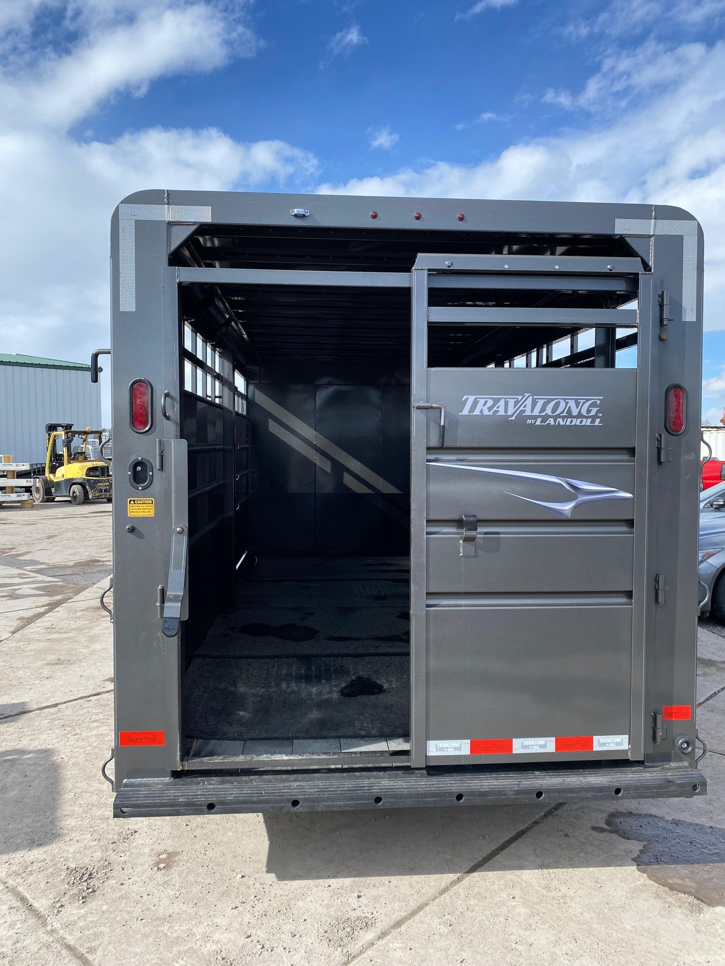 2023 Travalong 20' Livestock Trailer